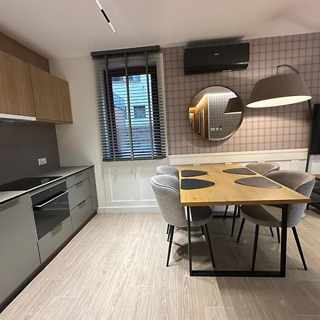 Villa Monica Apartamenty ชเจอร์ค ภายนอก รูปภาพ