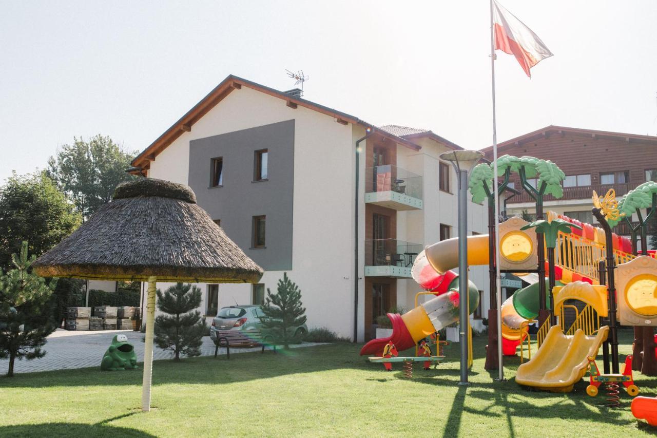 Villa Monica Apartamenty ชเจอร์ค ภายนอก รูปภาพ