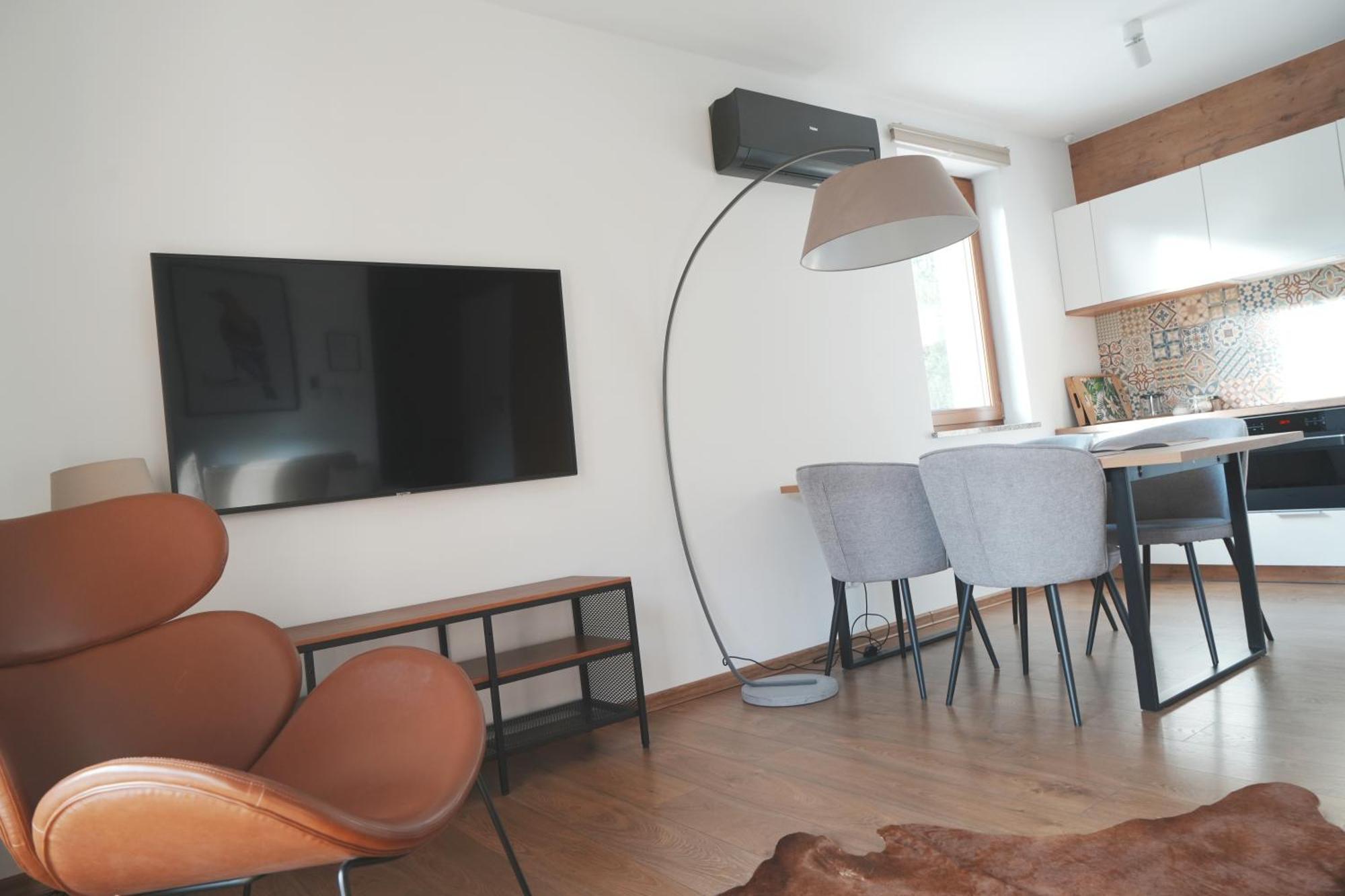 Villa Monica Apartamenty ชเจอร์ค ภายนอก รูปภาพ