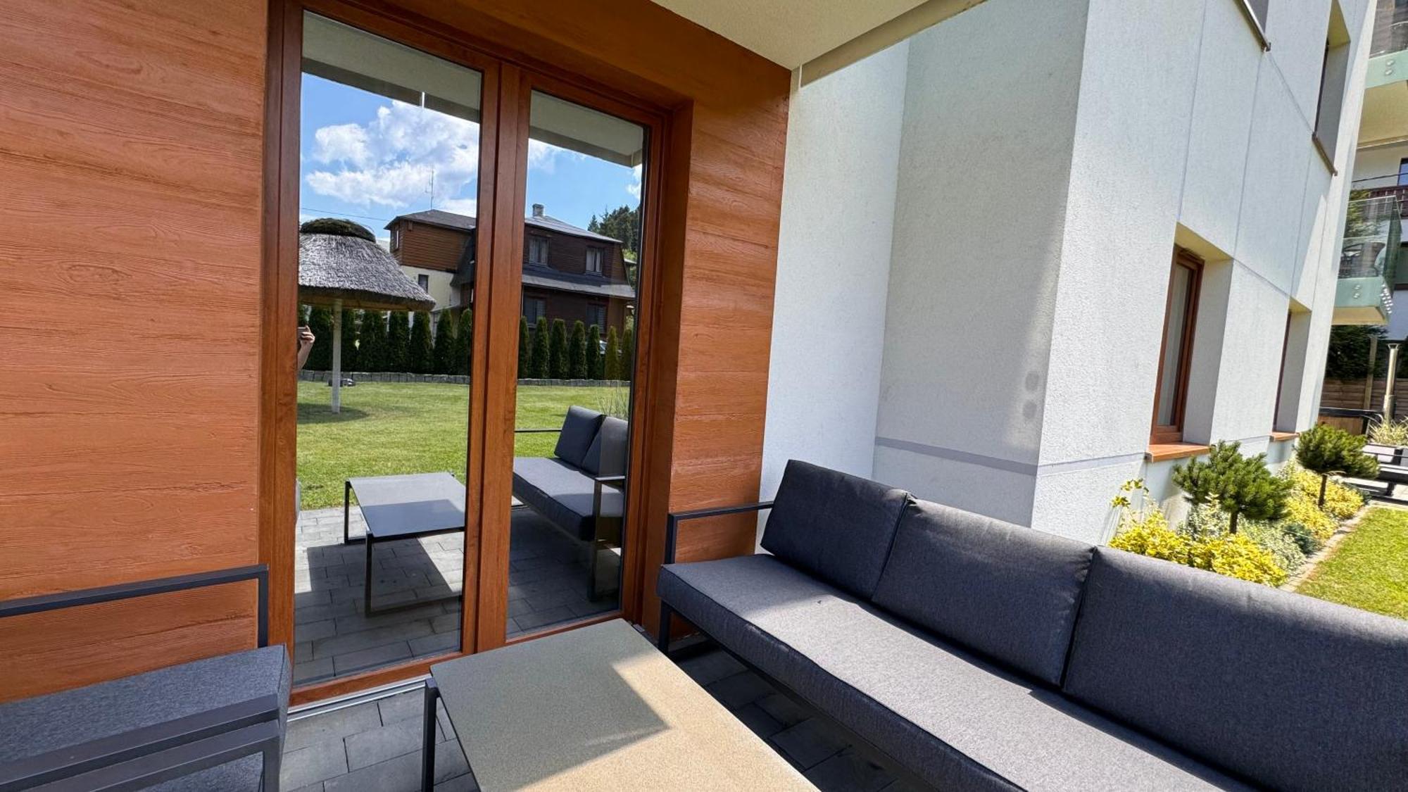 Villa Monica Apartamenty ชเจอร์ค ภายนอก รูปภาพ